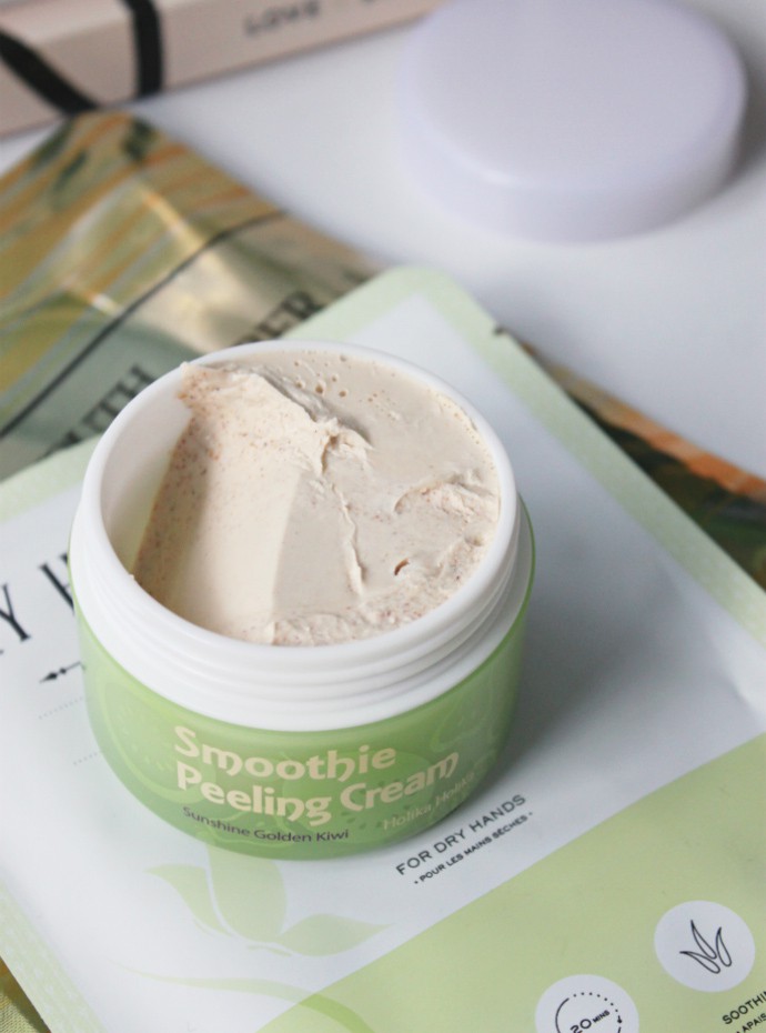 Korean beauty products at Ricky's: Holika Holika Smoothie Peeling Cream Golden Kiwi