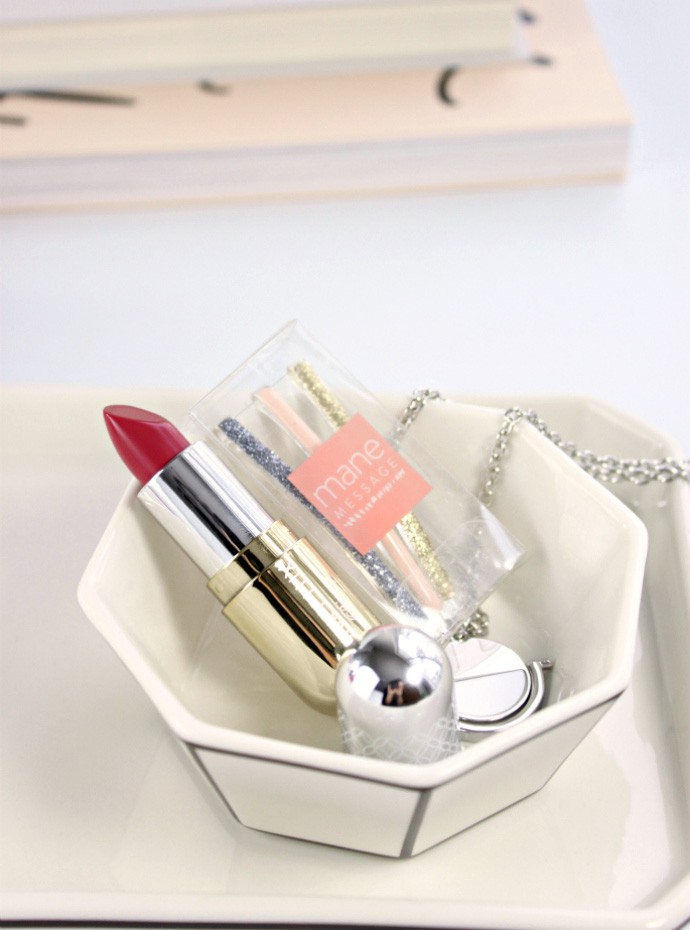 POPSUGAR MustHave December 2016