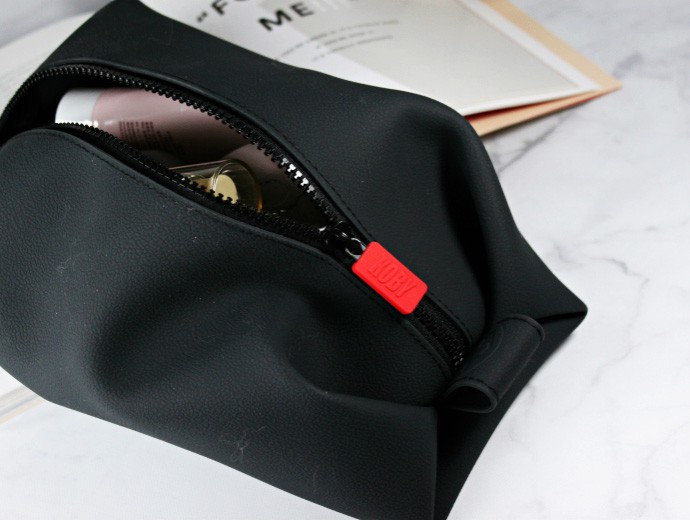 Skincare for Men: What's In My Husband's Toiletry Bag | Tooletries Koby Bag Charcoal