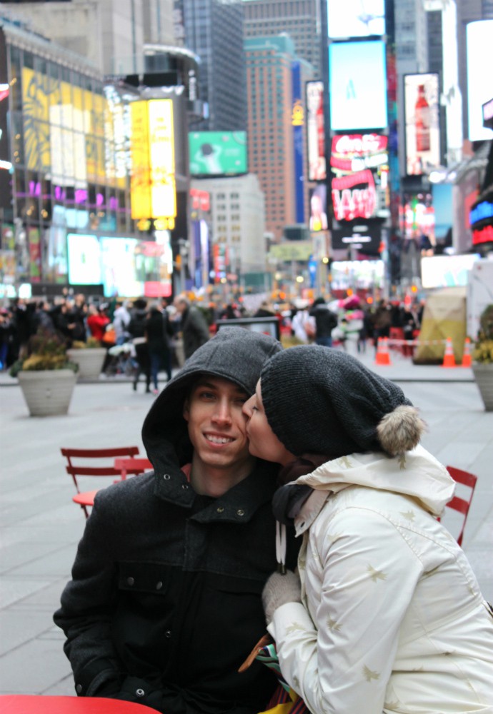 Traveling as a Couple | What to Pack for Valentine's Day Getaway Trip