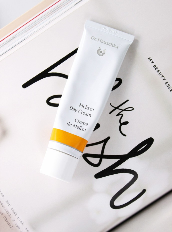 5 Best Winter Moisturizers for Combination Dehydrated Skin Type | Dr. Hauschka Melissa Day Cream