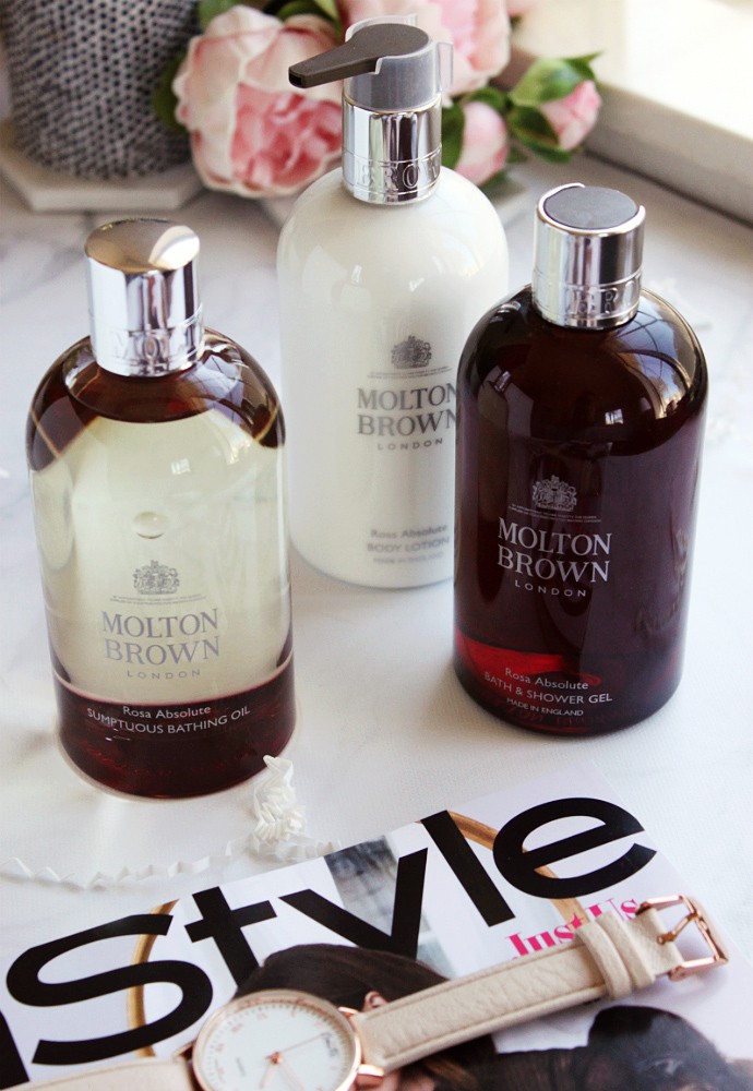 Molton Brown Rosa Absolute Sumptuous Bathing Oil, Review of The Collection