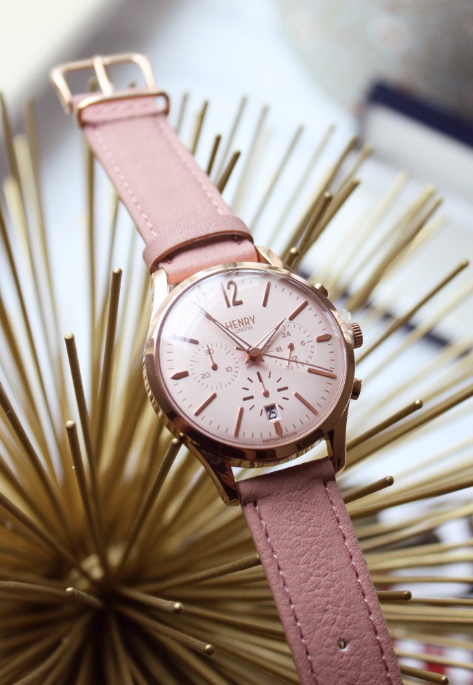 Last Minute Mother's Day Gift Ideas To Spoil Mom With (That Are Not Beauty Products!)