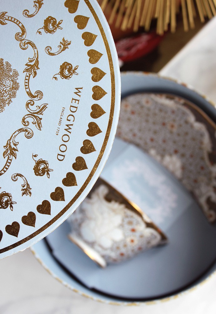 Last Minute Mother's Day Gift Ideas To Spoil Mom With (That Are Not Beauty Products!)