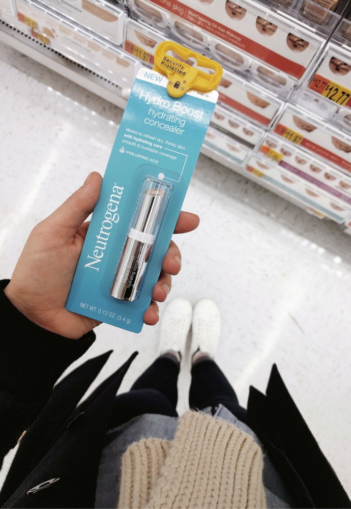 Neutrogena Hydro Boost Makeup - via @glamorable #neuyearneuyou #makeup #neutrogena #drugstorebeauty