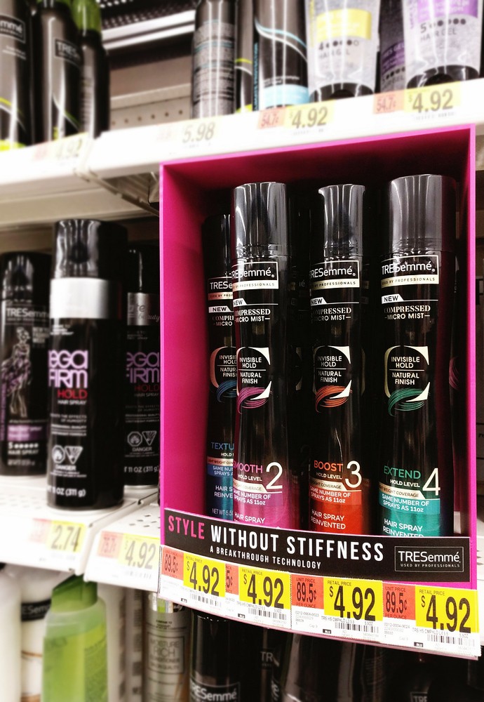 Easy 5 Minute Waves Tutorial with  TRESemmé Compressed Micro-Mist Hair Spray