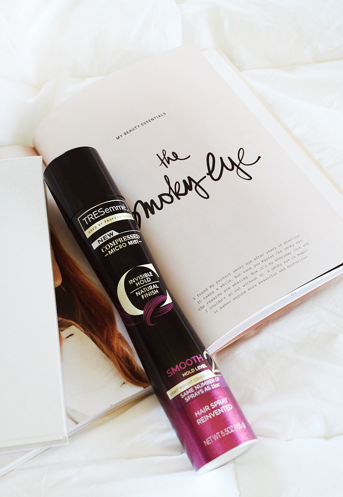 Easy 5 Minute Waves Tutorial with  TRESemmé Compressed Micro-Mist Hair Spray